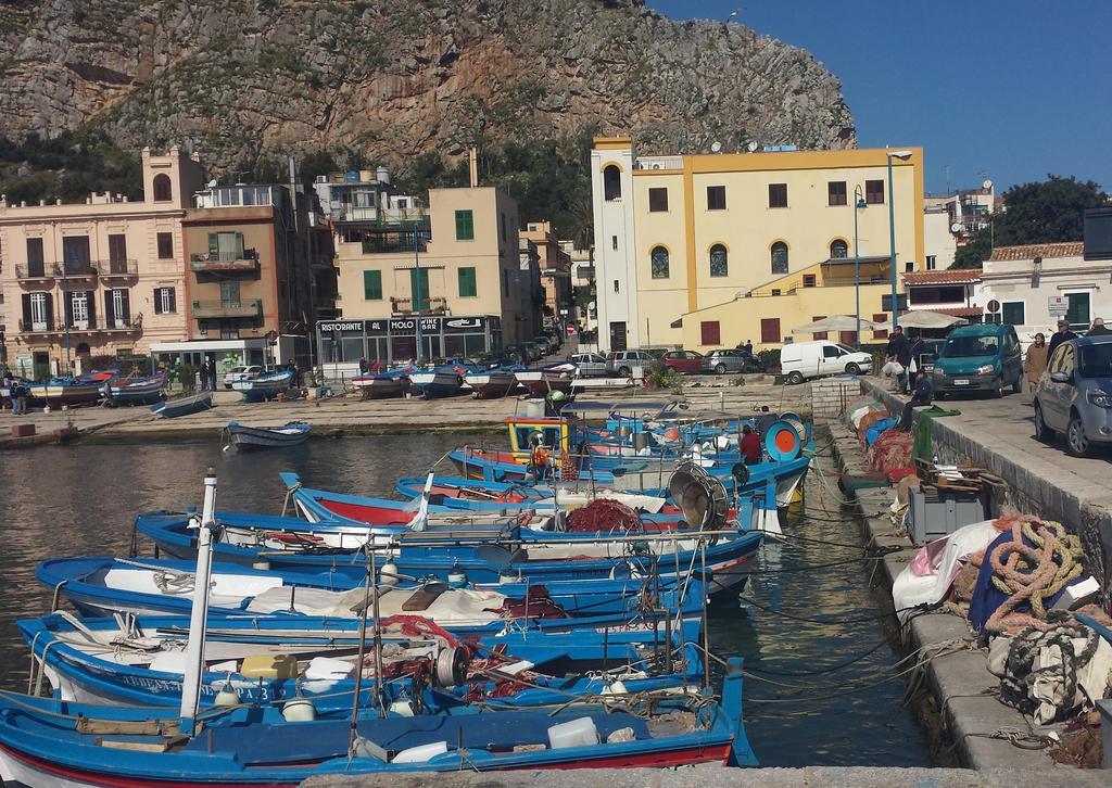 Casa Perciata - Locazione Turistica Lägenhet Mondello Exteriör bild